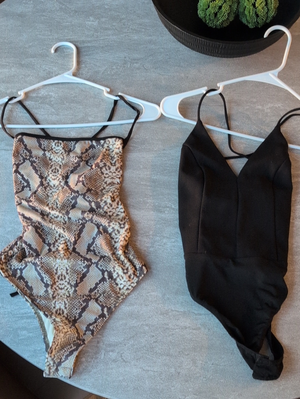 Tops bundle - Picture 3 of 3